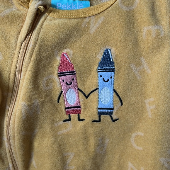 (2 for $20) 9 Month Baby Fleece Zip Up Sleeper - Picture 2 of 4